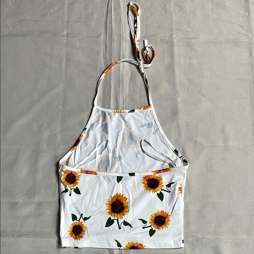 SHEIN Sunflower Print Halter Top White - Picture 6 of 9